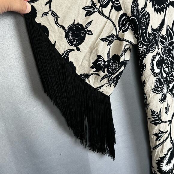 Women's EUC MNG Tan & Black Western Boho Floral Sheer Kimono Fringe Open One Sz - Picture 4 of 8